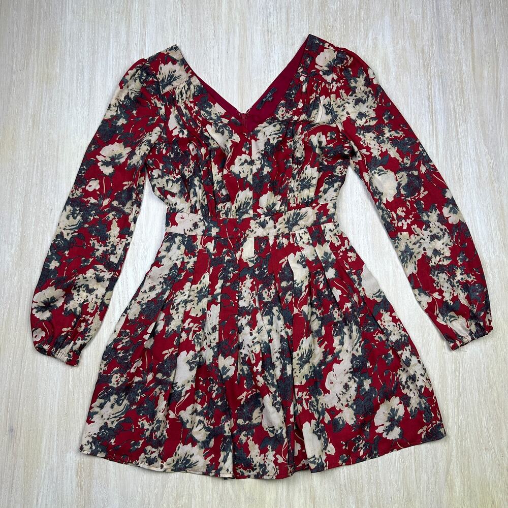 Miss Me Floral Pleated Long Sleeve V-Neck Boho Chic A-Line Casual Mini Dress S